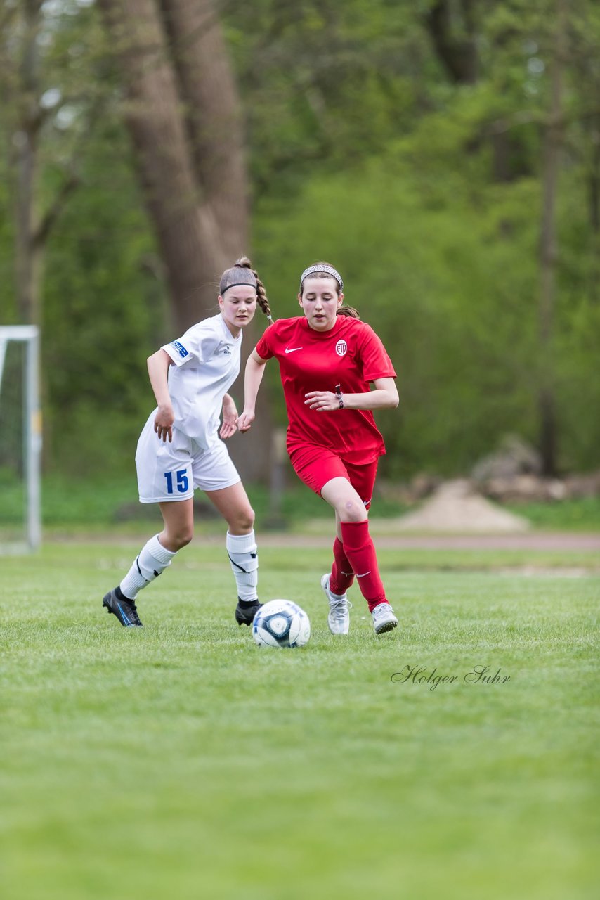 Bild 59 - wBJ VfL Pinneberg - Eimsbuettel : Ergebnis: 6:2